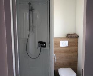 Lodges Camping Les Bois Flottes : photos des chambres