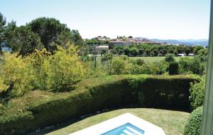 Maisons de vacances Amazing home in Cabris with 3 Bedrooms, WiFi and Outdoor swimming pool : photos des chambres