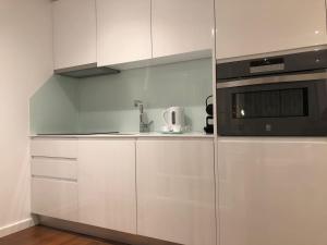 Deluxe Apartment - Aveiro Train Station, Center