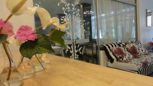 Hotels Hotel des Pays Bas : photos des chambres