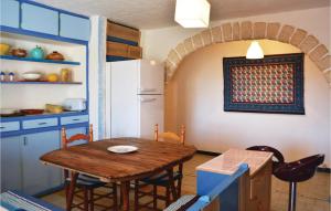 Appartements Awesome apartment in Serra di Ferro with 3 Bedrooms and WiFi : photos des chambres