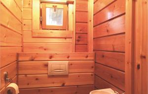 Gorgeous Home In Neede With Wifi