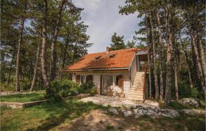 3 star talu Two-Bedroom Holiday Home in Zagvozd Zagvozd Horvaatia