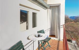 Stunning Apartment In Gata With 3 Bedrooms And Wifi