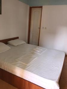 One-Bedroom Apartment room in Apartments Vretenicic