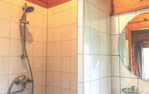 Gorgeous Home In Neede With Wifi