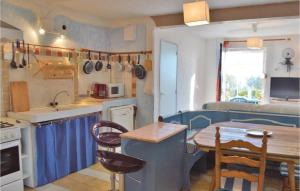Appartements Cozy Apartment In Serra Di Ferro With House Sea View : photos des chambres