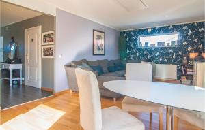 Amazing Home In Visby With Wifi