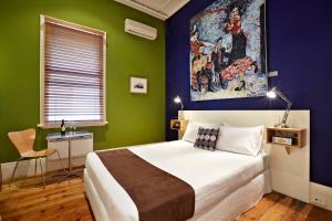 Tolarno Hotel