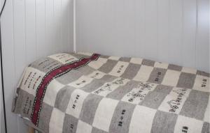 Five-Bedroom Holiday Home In Matre