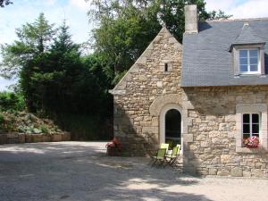 Maisons de vacances Gite de Kerlouerien Botsorhel : photos des chambres