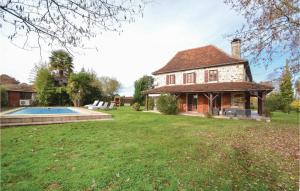 4 stjerner hytte Five-Bedroom Holiday Home in Lichos Lichos Frankrike