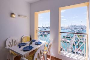 LovelyStay - Two Bedroom Duplex at Vilamoura Marina