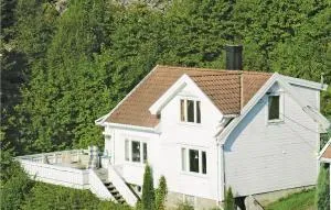 4 Bedroom Beautiful Home In Lindesnes - Svenevik