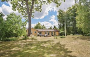Beautiful Home In Nässjö With Kitchen