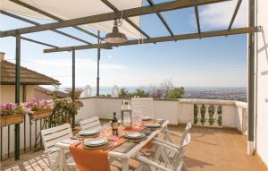  Holiday home Via Giorgio Byron, Pension in Montenero