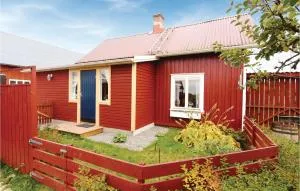 1 Bedroom Pet Friendly Home In Larv - 法尔雪平