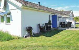 Stunning Home In Borgholm With 2 Bedrooms And Wifi