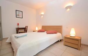 Lovely Home In Montbrison Sur Lez