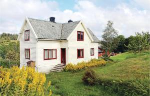 Four-Bedroom Holiday Home in Sletta