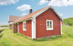 Awesome Home In Ryd With Kitchen