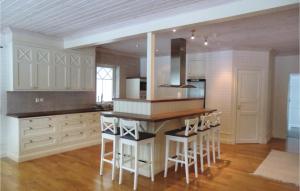 Lovely Home In Tranås With Kitchen