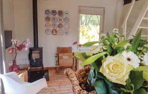 Lovely Home In Leende With Wifi