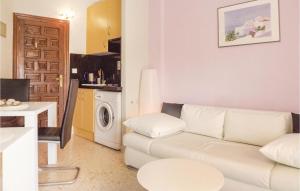 Beautiful Apartment In Denia With Wifi
