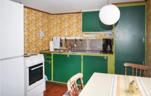 Awesome Home In Ryd With Kitchen