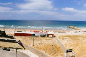 Panoramic Beach View Apartment (T2) in Caparica