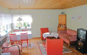 Amazing Home In Ronneby