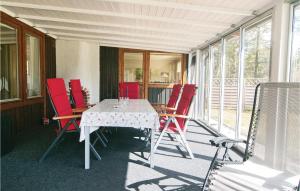 2 Bedroom Stunning Home In Slite