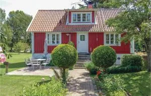 Lovely Home In Sölvesborg With Wifi - Falkvik