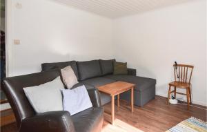 2 Bedroom Stunning Home In Strömstad