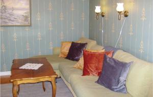 Lovely Home In Enviken With Wifi