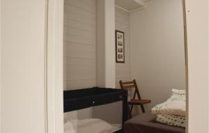 Awesome Apartment In Hovden