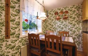 Beautiful Home In Väse With Kitchen