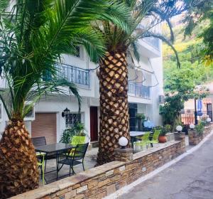 Hotel George