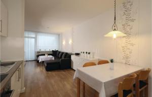2 Bedroom Cozy Apartment In Goslar