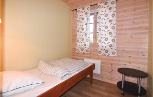 3 Bedroom Beautiful Home In Årjäng