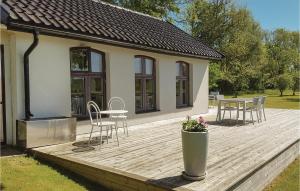 Cozy Home In Svedala With Wifi