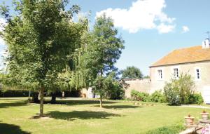 Maisons de vacances Beautiful home in Chicheboville with 4 Bedrooms and WiFi : photos des chambres