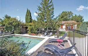 Maisons de vacances Stunning home in Velleron with 3 Bedrooms, Internet and Outdoor swimming pool : photos des chambres