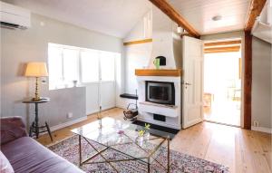 Three-Bedroom Holiday Home In Loderup