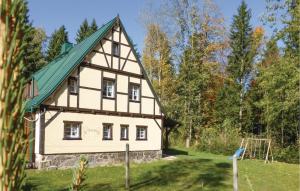 3 star cottage Three-Bedroom Holiday Home in Auerbach/Grunheide Albertsberg Germany