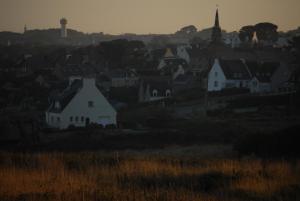 Maisons de vacances Roulotte Gites O bien-etre massage Spa Sejour bien-etre en hebergement insolite roulotte Karantez ou en gites Melon ou Yock a 800 m des plages Maison d'hote Drogou : photos des chambres