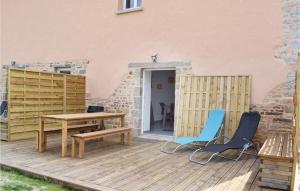 Maisons de vacances Amazing home in Sainteny with 2 Bedrooms and WiFi : photos des chambres