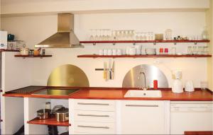 Cozy Apartment In Hyltebruk With Wifi