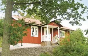 2 Bedroom Lovely Home In Dals Rostock - Brålanda