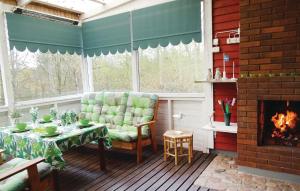 4 Bedroom Amazing Home In Trensum